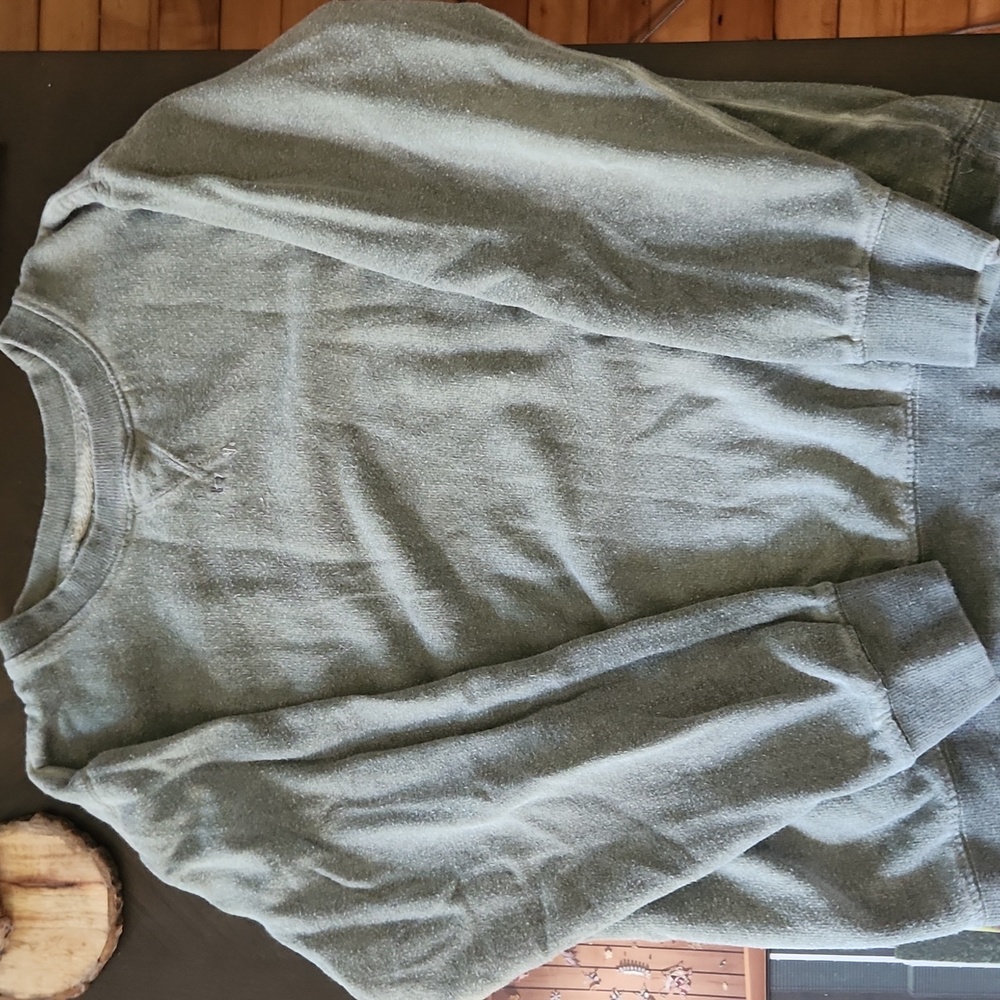 Long-sleeved Sweatshirt